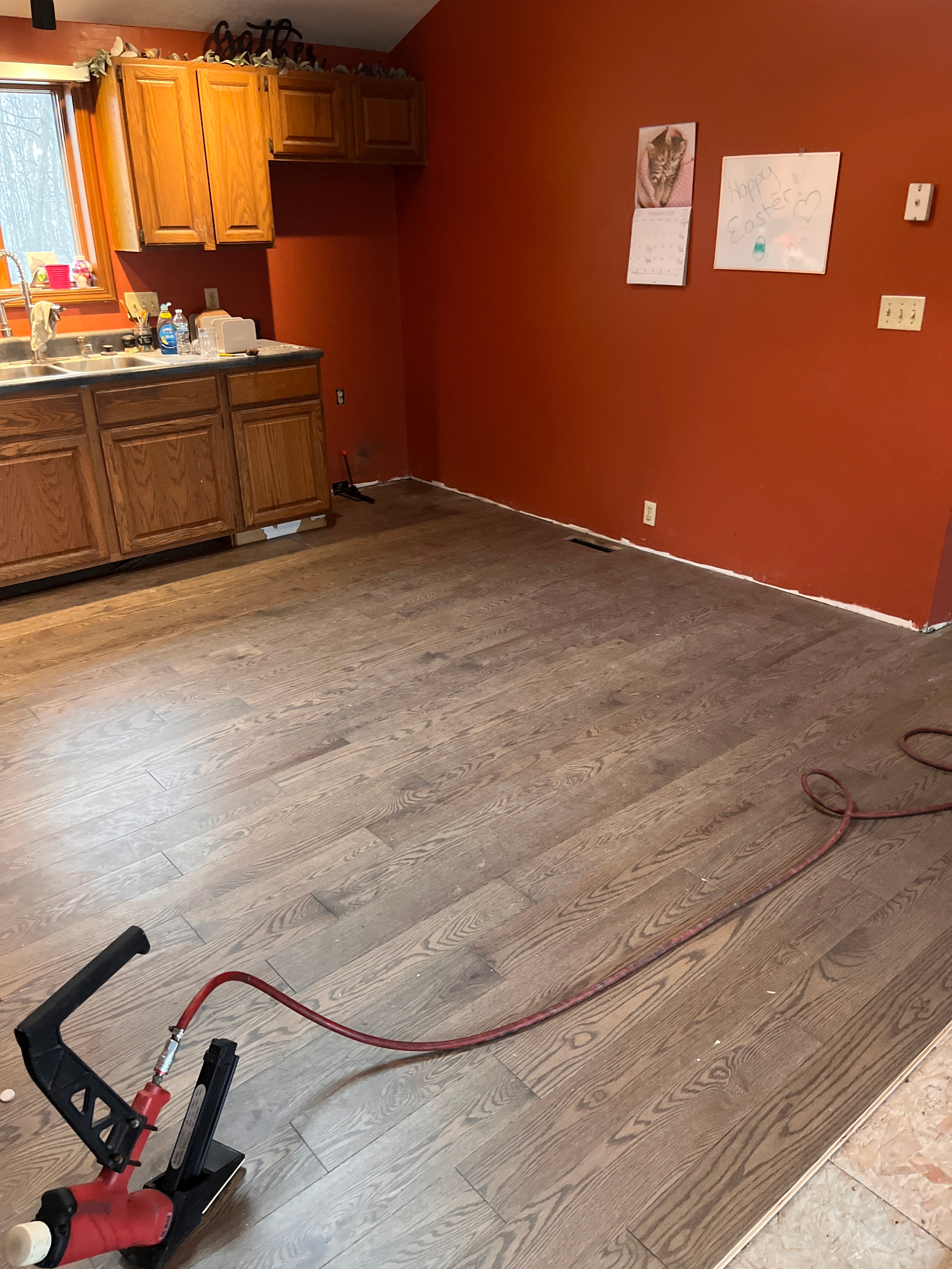 Solid Pre-finished Oak Hardwood