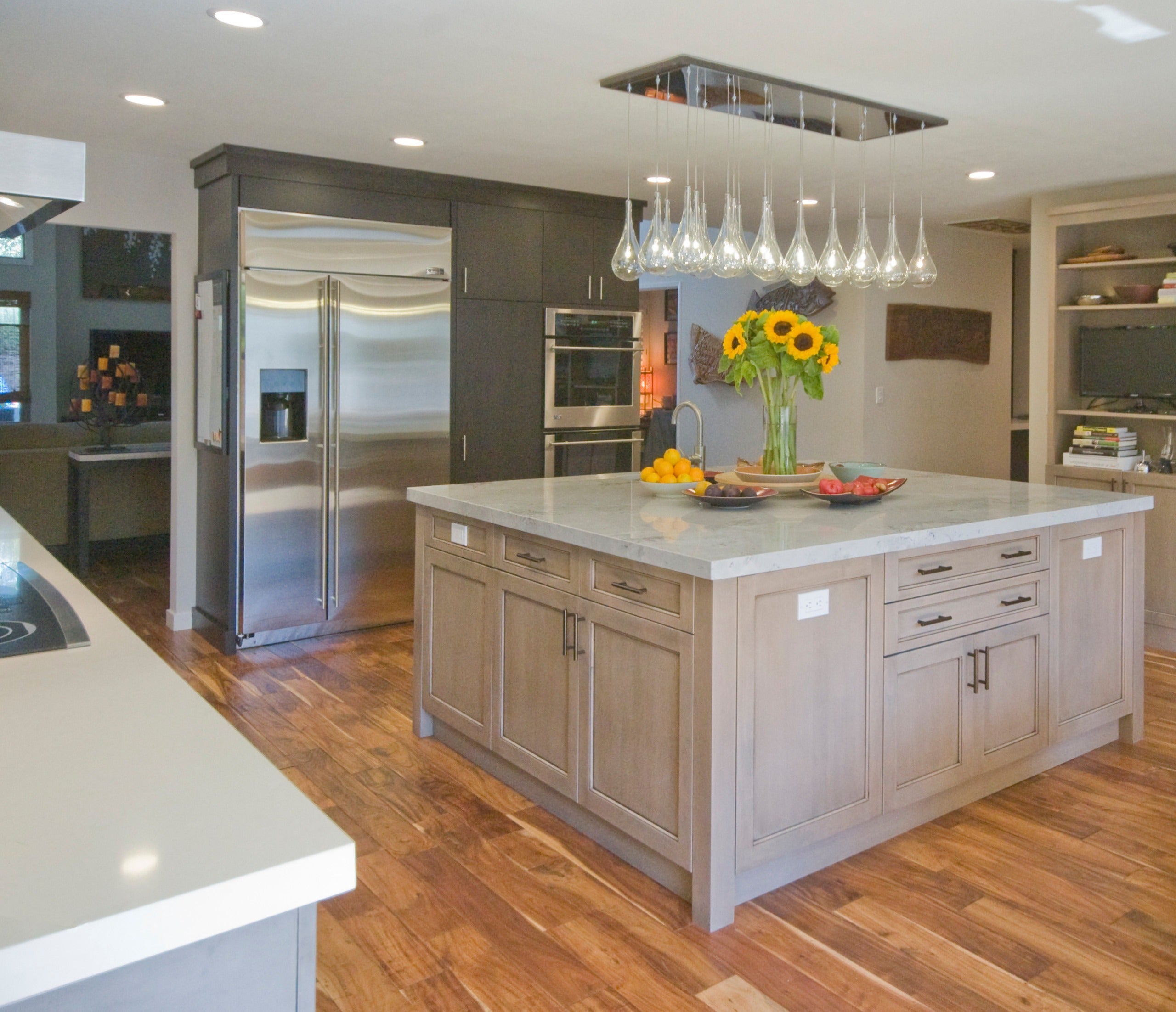 Single Room Dark Wood